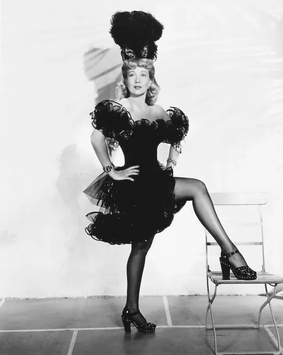 Framed Print : PANAMA HATTIE, Ann Sothern, 1942
