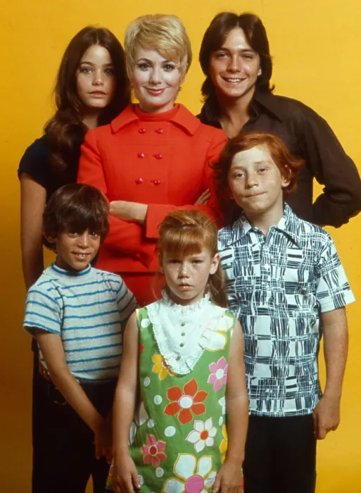 Framed Print : THE PARTRIDGE FAMILY, Clocwise from upper left: Susan Day, Shirely Jones, David Cassidy, Danny Bonaduce, Suzanne Crough, Jeremy Gelbwaks, 1970-74