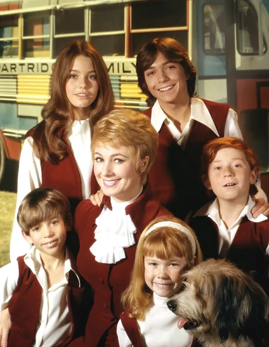 Framed Print : THE PARTRIDGE FAMILY, Susan Dey, Jeremy Gelbwaks, Shirley Jones, David Cassidy, Suzanne Crough, Danny Bonaduce, 1970-1974, first season Framed Print : THE PARTRIDGE FAMILY, Susan Dey, Jeremy Gelbwaks, Shirley Jones, David Cassidy, Suzanne Crough, Danny Bonaduce, 1970-1974, first season