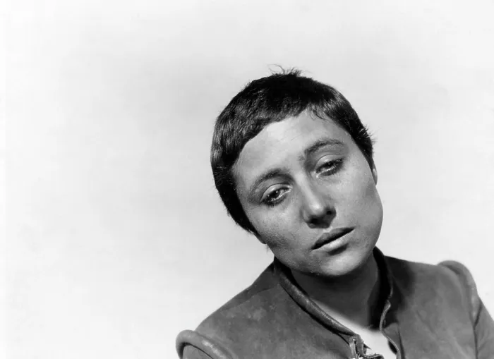 Framed Print : THE PASSION OF JOAN OF ARC, (aka LA PASSION DE JEANNE D'ARC), Maria Falconetti as Joan of Arc, 1928 Framed Print : THE PASSION OF JOAN OF ARC, (aka LA PASSION DE JEANNE D'ARC), Maria Falconetti as Joan of Arc, 1928