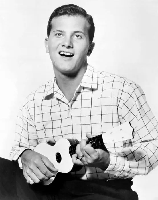 Framed Print : Pat Boone, ca. late 1950s Framed Print : Pat Boone, ca. late 1950s