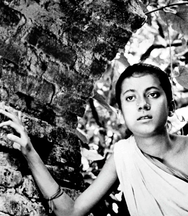 Framed Print : PATHER PANCHALI, Subir Bannerjee, 1955