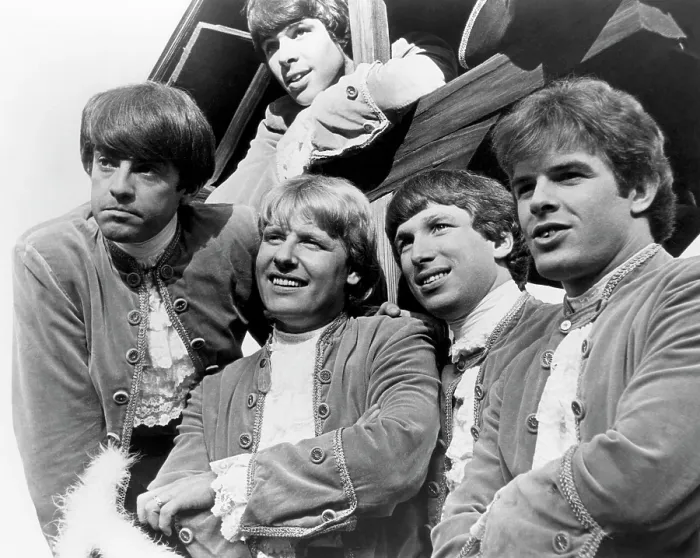 Framed Print : Paul Revere & the Raiders, top: Phil Volk, bottom from left: Mark Lindsay, Paul Revere, Jim Valley, Mike Smith, circa 1967. Courtesy: CSU Archives / Everett Collection Framed Print : Paul Revere & the Raiders, top: Phil Volk, bottom from left: Mark Lindsay, Paul Revere, Jim Valley, Mike Smith, circa 1967. Courtesy: CSU Archives / Everett Collection