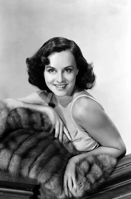 Framed Print : Paulette Goddard with fur coat Framed Print : Paulette Goddard with fur coat