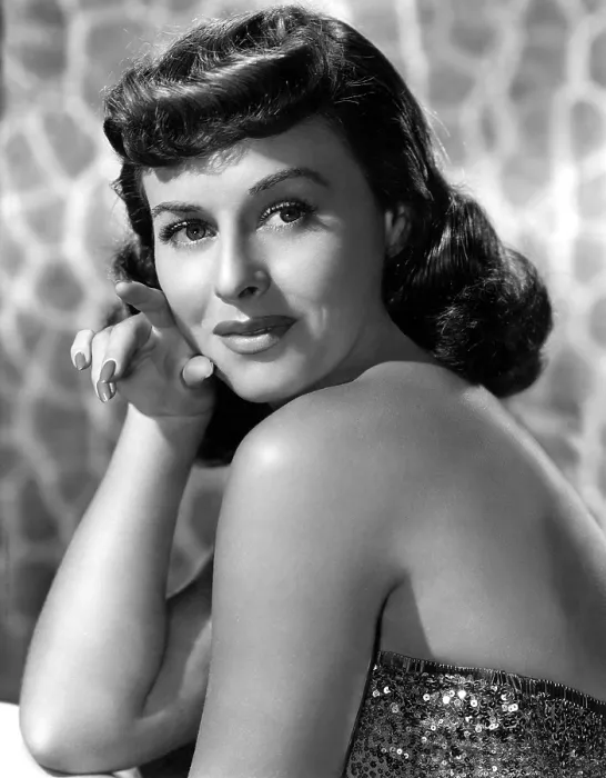 Framed Print : PAULETTE GODDARD, MGM, 1939 [photograph by Clarence Bull]
