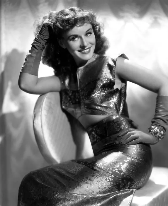 Framed Print : PAULETTE GODDARD, Paramount Pictures, 1939 Framed Print : PAULETTE GODDARD, Paramount Pictures, 1939