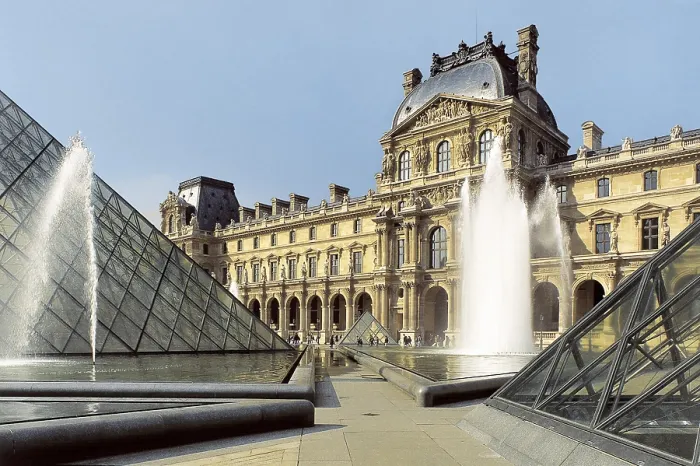 Framed Print : PEI, Ieoh Ming (1917). Louvre Pyramid. 1989. FRANCE. LE-DE-FRANCE. PARIS. Paris. Louvre Palace (renaissance, 16th c.) and pyramid. Renaissance art
