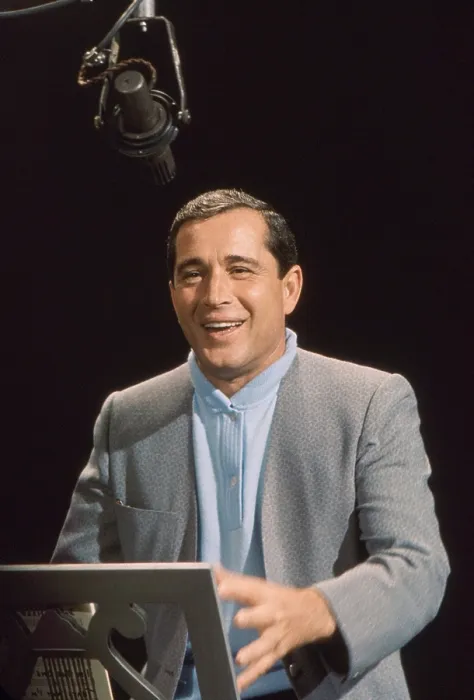 Framed Print : THE PERRY COMO SHOW, (aka PERRY COMO'S KRAFT MUSIC HALL), Perry Como, (ca. 1961), 1948-67