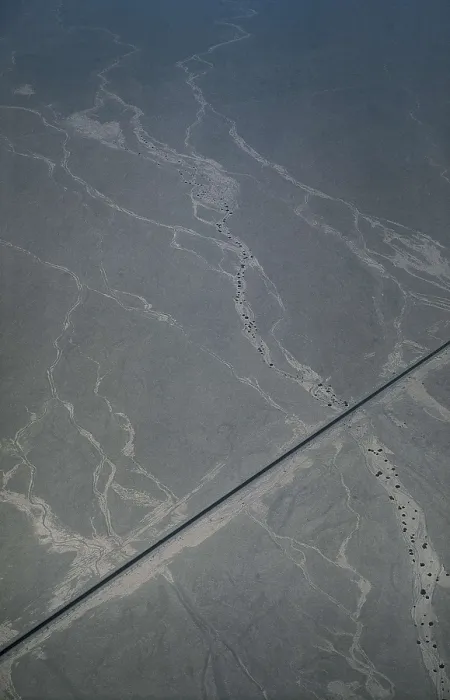 Framed Print : PERU. ICA. Southern Pan-American Highway crossing the desert. AISA / Everett Collection**US SALES ONLY**