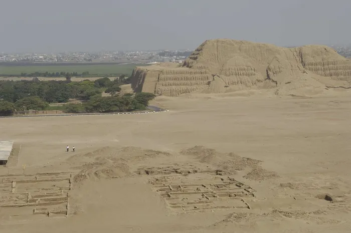 Framed Print : PERU. Trujillo. Huaca de la Luna. Huaca de la Luna Archaelogical Complex. Mochica Culture (100-900). Moche or Mochica Art. AISA / Everett Collection**US SALES ONLY**