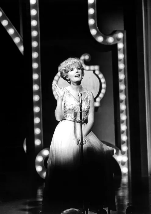 Framed Print : PETULA CLARK in performance, 1966. Courtesy: CSU Archives  /  Everett Collection