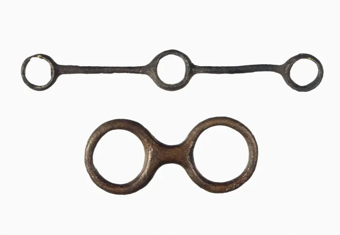 Framed Print : Pieces of bridle. Iron Age. Metals. SPAIN. Madrid. National Museum of Archaeology. Proc: SPAIN. HUELVA. AISA / Everett Collection**US SALES ONLY** Framed Print : Pieces of bridle. Iron Age. Metals. SPAIN. Madrid. National Museum of Archaeology. Proc: SPAIN. HUELVA. AISA / Everett Collection**US SALES ONLY**