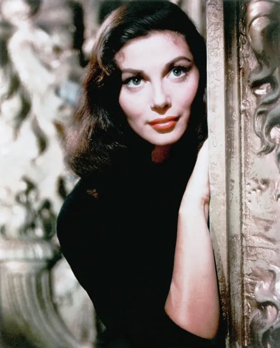 Framed Print : Pier Angeli, ca. late 1950s Framed Print : Pier Angeli, ca. late 1950s