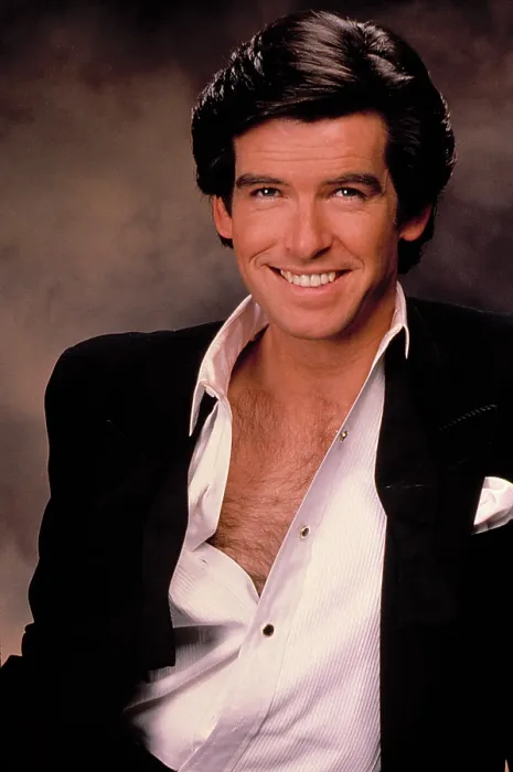 Framed Print : PIERCE BROSNAN, portrait, 1998 Framed Print : PIERCE BROSNAN, portrait, 1998