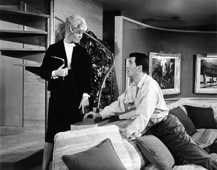 Framed Print : PILLOW TALK, from left: Doris Day, Rock Hudson, 1959 Framed Print : PILLOW TALK, from left: Doris Day, Rock Hudson, 1959