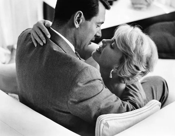 Framed Print : PILLOW TALK, from left: Rock Hudson, Doris Day, 1959