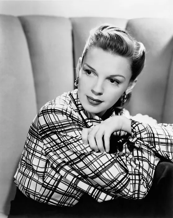 Framed Print : THE PIRATE, Judy Garland, 1948