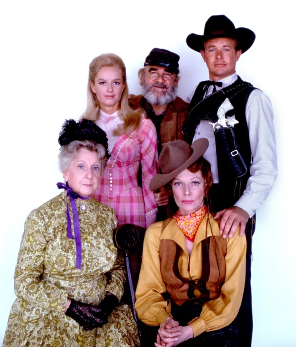 Framed Print : PISTOLS N PETTICOATS, Clockwise from bottom right: Ann Sheridan, Ruth McDevitt, Carole Wells, Douglas V. Fowley, Gary Vinson, 1966-67 Framed Print : PISTOLS N PETTICOATS, Clockwise from bottom right: Ann Sheridan, Ruth McDevitt, Carole Wells, Douglas V. Fowley, Gary Vinson, 1966-67