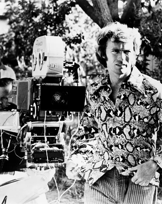Framed Print : PLAY MISTY FOR ME, director Clint Eastwood on set, 1971 Framed Print : PLAY MISTY FOR ME, director Clint Eastwood on set, 1971