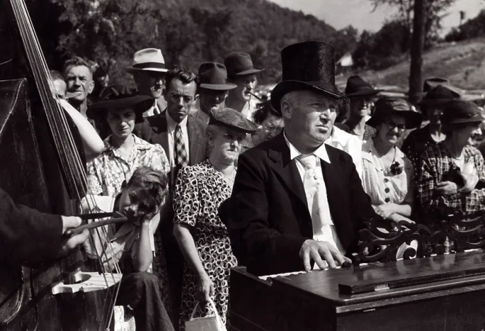 Framed Print : Playing on old organ for the period dances at the 'World's Fair' in Tunbridge, Vermont. Jack Delano, photographer, 1941