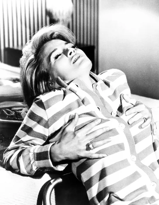 Framed Print : POINT BLANK, Angie Dickinson, 1967