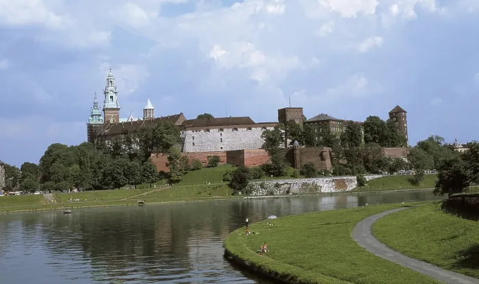 Framed Print : POLAND. LESSER POLAND. Krakow. Vistula river and walls of the gothic fortress surrounding the castle on Mount Wawel. AISA / Everett Collection**US SALES ONLY**