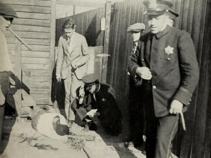 Framed Print : Police at the murder scene of an African American man during 1919 Chicago Race Riot Framed Print : Police at the murder scene of an African American man during 1919 Chicago Race Riot