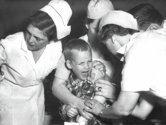 Framed Print : POLIO VACCINATIONS, Robert Henninger, 7 years old, McLean, VA, 1954. Courtesy: CSU Archives  /  Everett Collection