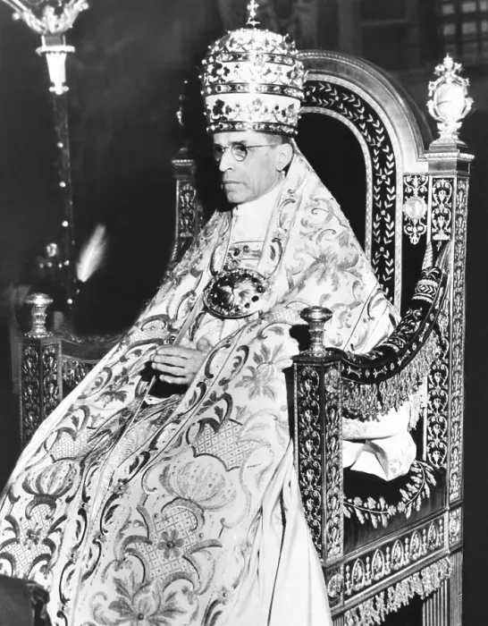 Framed Print : Pope Pius XII celebrated the 10th anniversary of his of his papacy at the Sistine Chapel. March 26, 1949 Framed Print : Pope Pius XII celebrated the 10th anniversary of his of his papacy at the Sistine Chapel. March 26, 1949