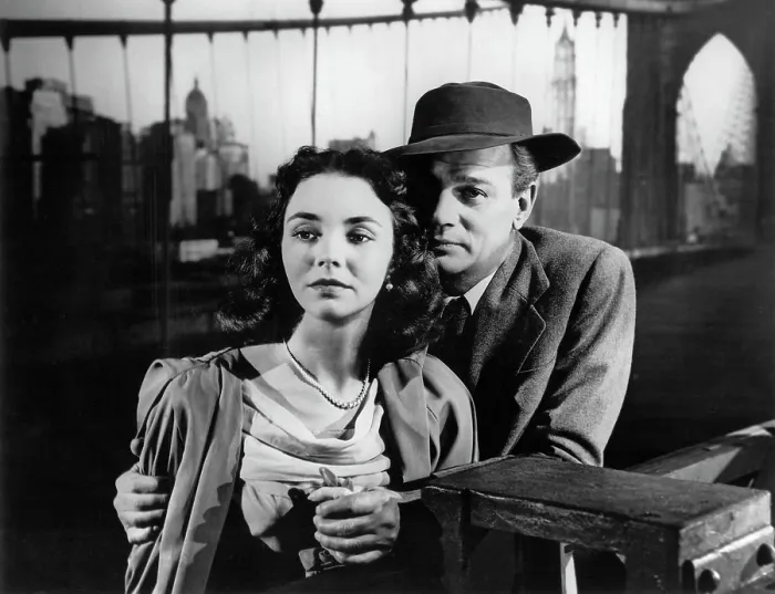 Framed Print : PORTRAIT OF JENNIE, Jennifer Jones, Joseph Cotten, 1948