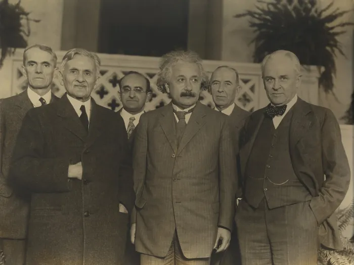 Framed Print : Portrait of five scientists in 1931. L-R: Walter Sydney Adams, Albert Abraham Michelson, Walther Meyer, Albert Einstein, Max Farrand, Robert Andrews Millikan