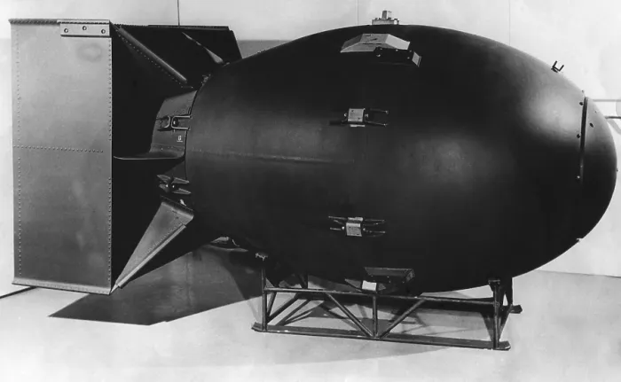 Framed Print : A post-war model of Fat Boy, the atomic bomb exploded over Nagasaki, Japan, in World War 2. (BSLOC_2014_6_89)