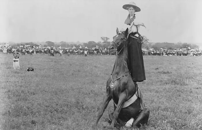 Framed Print : Postcard showing bareback rider and acrobat, Lucille Mullhall, standing on back of horse. 1909 Framed Print : Postcard showing bareback rider and acrobat, Lucille Mullhall, standing on back of horse. 1909
