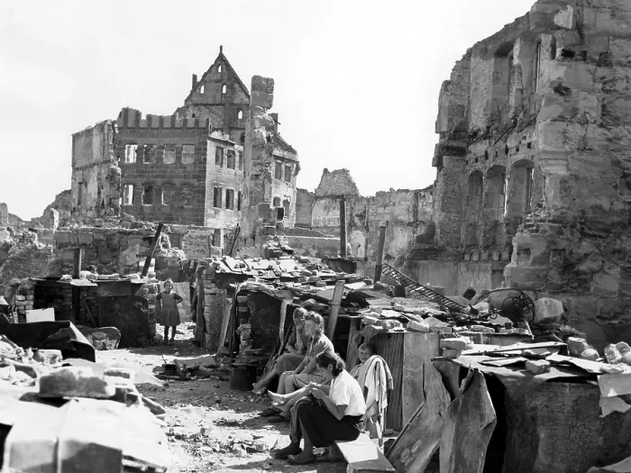 Framed Print : Postwar Nuremberg, life amongst the ruins, 9 / 19 / 45. Courtesy: CSU Archives / Everett Collection Framed Print : Postwar Nuremberg, life amongst the ruins, 9 / 19 / 45. Courtesy: CSU Archives / Everett Collection