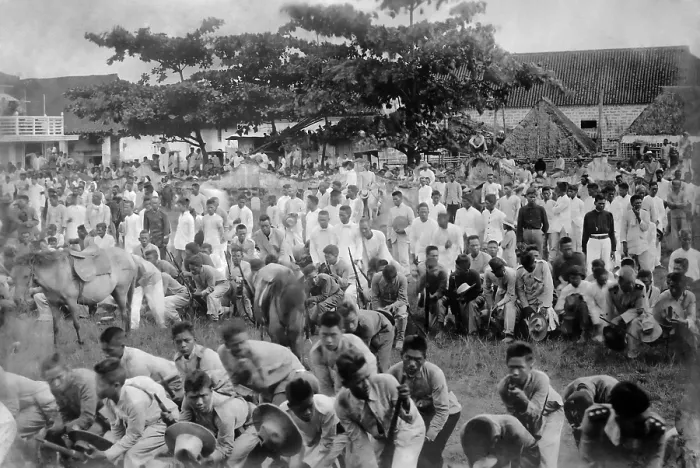 Framed Print : Prayer Before the Surrender as Filipino men surrender their weapons. US army photo from the Dept. of Mindanao and Jole, the Islamic Islands in the Southern Philippines Framed Print : Prayer Before the Surrender as Filipino men surrender their weapons. US army photo from the Dept. of Mindanao and Jole, the Islamic Islands in the Southern Philippines