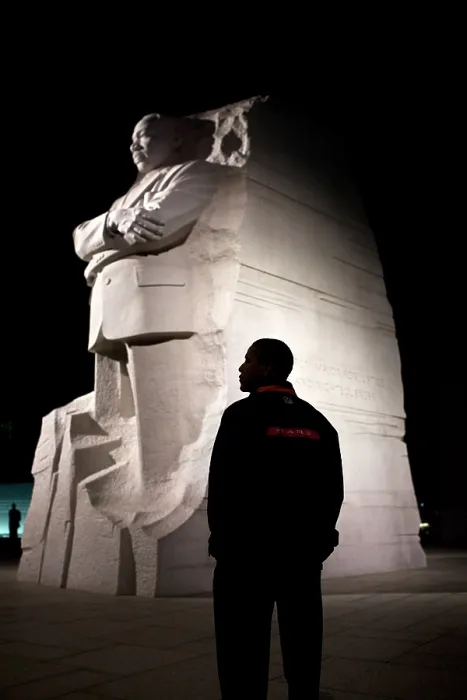 Framed Print : President Barack Obama at the Martin Luther King, Jr. National Memorial. Oct. 14, 2011 (BSLOC_2015_3_73)