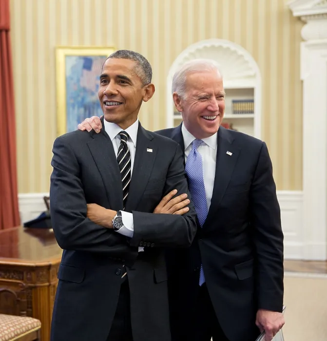Framed Print : President Barack Obama and Vice President Joe Biden in the Oval Office, Feb. 9, 2015. (BSLOC_2015_13_240)