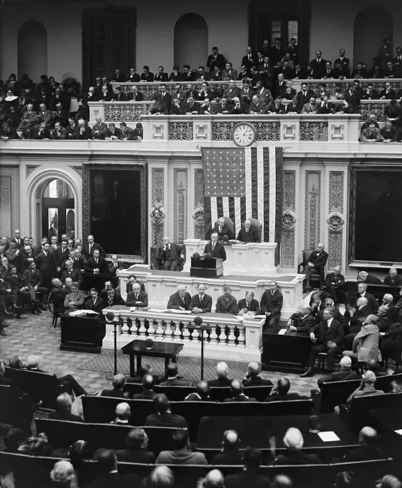 Framed Print : President Calvin Coolidge delivering his first message to Congress on Dec. 6, 1923. He assumed the Presidency following the death of Warren Harding on August 2, 1923