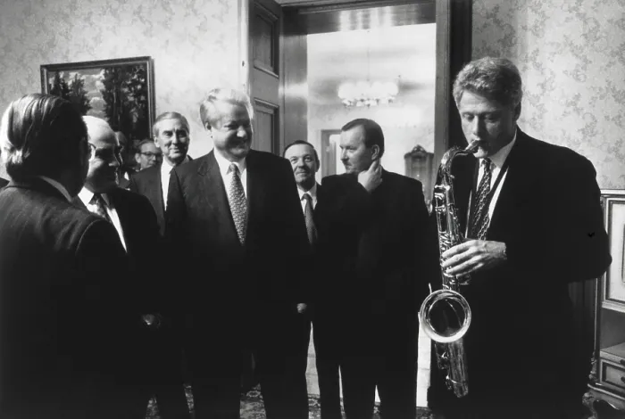 Framed Print : President Bill Clinton plays the saxophone presented to him by Russian President Boris Yeltsin. Yeltsin hosted a private dinner at Novoya Ogarova Dacha, Russia. Jan Framed Print : President Bill Clinton plays the saxophone presented to him by Russian President Boris Yeltsin. Yeltsin hosted a private dinner at Novoya Ogarova Dacha, Russia. Jan