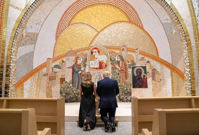 Framed Print : President Donald Trump and the First Lady Melania Trump, pray at the Saint John Paul II National Shrine