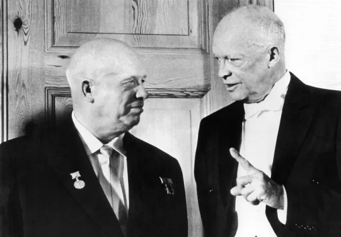 Framed Print : President Eisenhower and Soviet Premier Khrushchev at the White House. Note that Khrushchev does not wear a tuxedo, but a non elitist business suit. Sept. 15, 1959