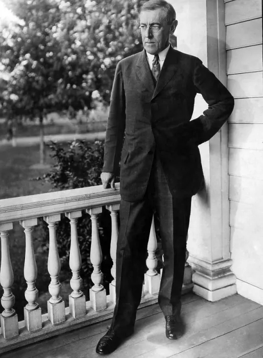 Framed Print : President elect Woodrow Wilson (1856-1925), at his summer home, Sea Girt New Jersey, July 1, 1912. Courtesy: CSU Archives / Everett Collection
