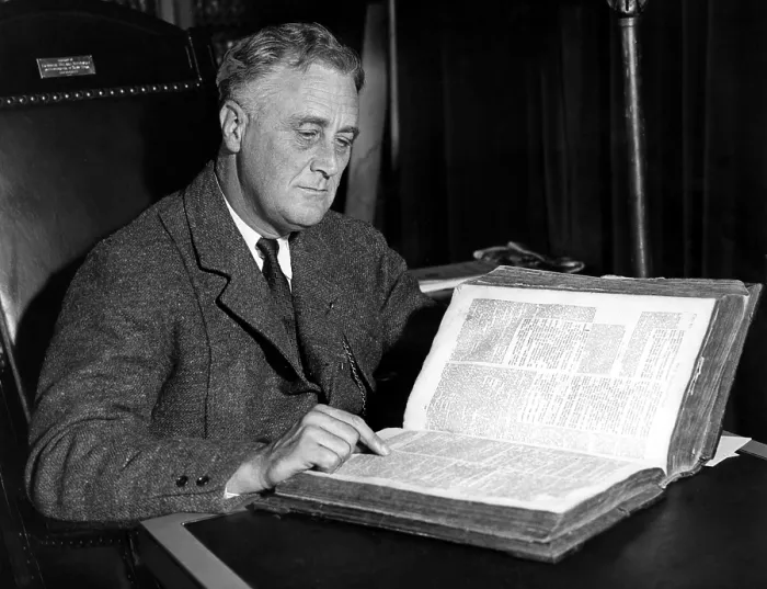 Framed Print : President Franklin Delano Roosevelt (1882-1945) 32nd President, with 263 year old family bible to be used for his oath of office, 2 / 27 / 33