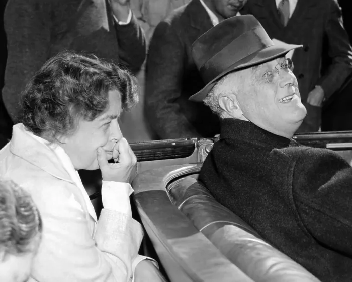 Framed Print : President Franklin and Eleanor Roosevelt during an informal press conference at Warms Springs, Georgia Framed Print : President Franklin and Eleanor Roosevelt during an informal press conference at Warms Springs, Georgia