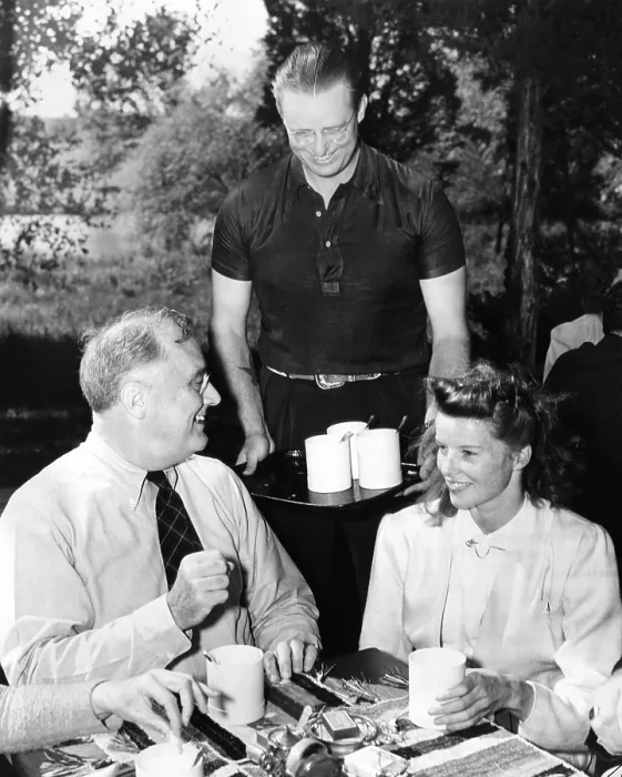 Framed Print : President Franklin Roosevelt lunching with Actress Katherine Hepburn at Val-Kil Cottage at the Hyde Park Estate