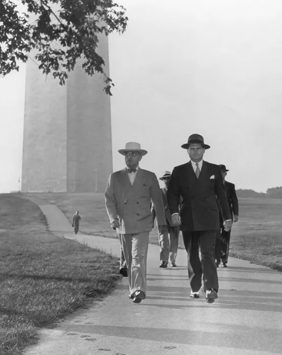 Framed Print : President Harry Truman and Secret Service men on a walk near the White House in 1946. - (BSLOC_2014_15_30)
