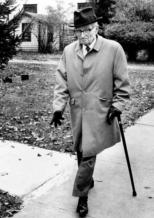 Framed Print : Former President Harry Truman walks home after casting his ballot early Nov. 4, 1968. (CSU_ALPHA_180) CSU Archives / Everett Collection Framed Print : Former President Harry Truman walks home after casting his ballot early Nov. 4, 1968. (CSU_ALPHA_180) CSU Archives / Everett Collection