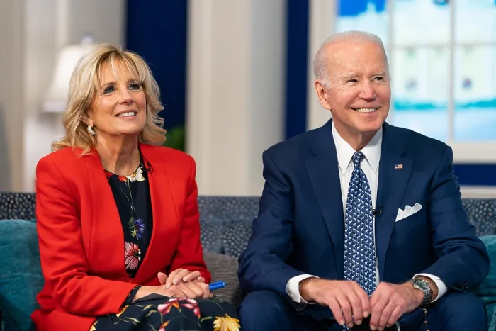 Framed Print : President Joe Biden and First Lady Jill Biden enjoy a Xmas Eve report from Gen. Glen VanHerck, from the NORAD Tracks Santa Operations Center, Dec. 24, 2021 (BSLOC_2022_2_1) Framed Print : President Joe Biden and First Lady Jill Biden enjoy a Xmas Eve report from Gen. Glen VanHerck, from the NORAD Tracks Santa Operations Center, Dec. 24, 2021 (BSLOC_2022_2_1)