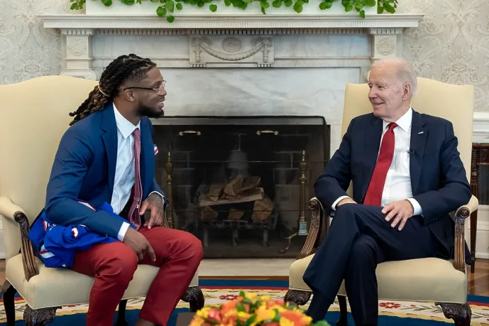 Framed Print : President Joe Biden meets with Buffalo Bills safety Damar Hamlin, March 30, 2023, in the Oval Office of the White House Framed Print : President Joe Biden meets with Buffalo Bills safety Damar Hamlin, March 30, 2023, in the Oval Office of the White House