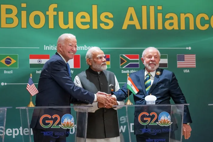 Framed Print : President Joe Biden poses with India's Prime Minister Narendra Modi and Brazilian President, Luiz Incio Lula da Silva Framed Print : President Joe Biden poses with India's Prime Minister Narendra Modi and Brazilian President, Luiz Incio Lula da Silva